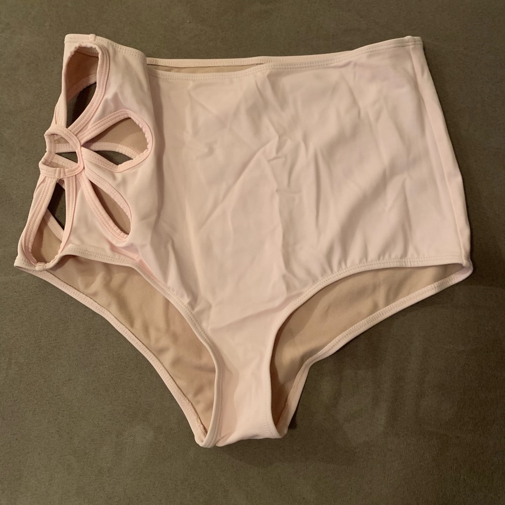 Kortni Jeane flower cut out bottoms